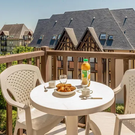 Apartment Le Clos Mathilde-16 By Interhome Cabourg