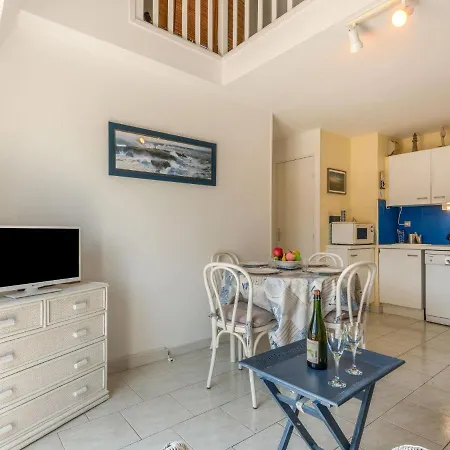 Apartment Le Clos Mathilde-16 By Interhome Cabourg